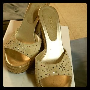 Guess sprinkle wedge slides 💗🍭